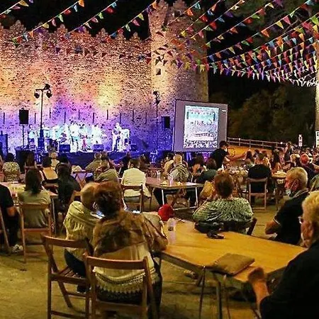 Isabela * Calonge (Catalonia)