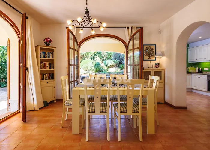 Isabela * Calonge (Catalonia)